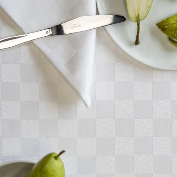 Pure Table